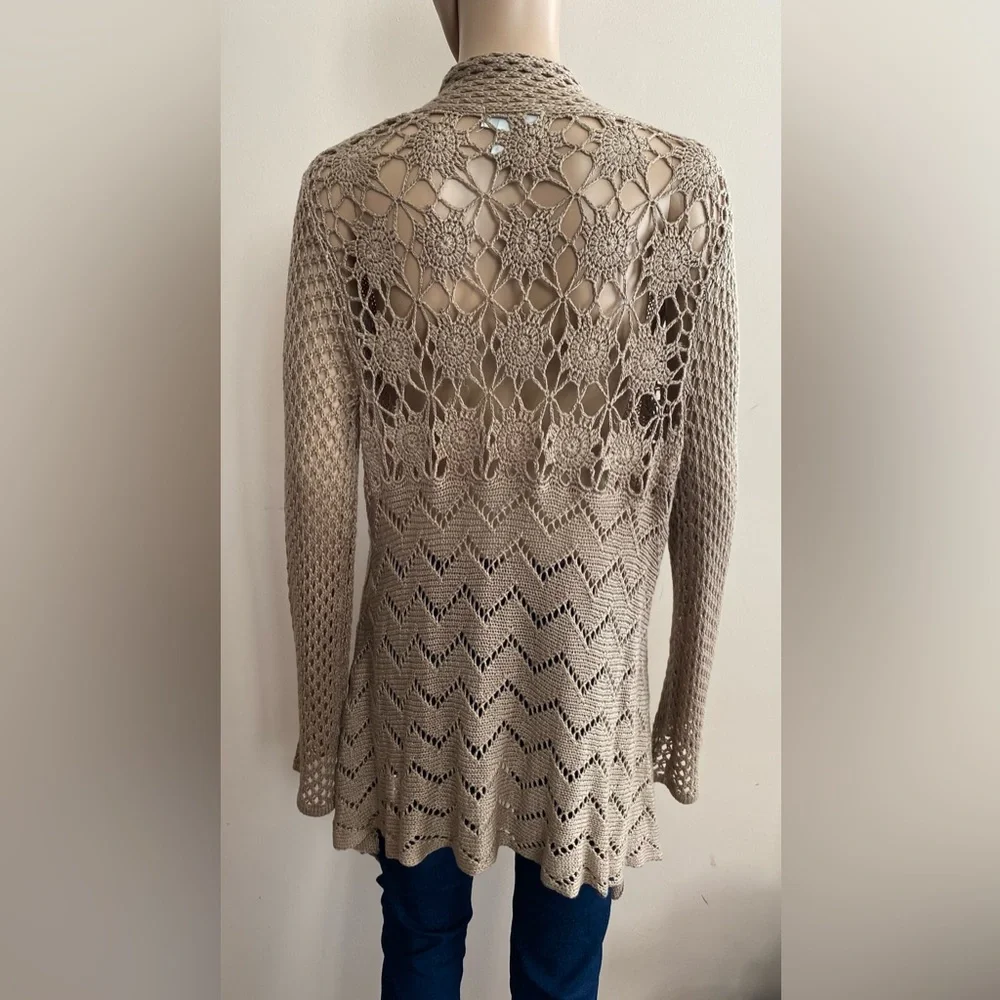 Dressbarn - Picture 3 of 3